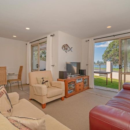 Tairua Waterfront Retreat - Tairua Apartment Exterior foto